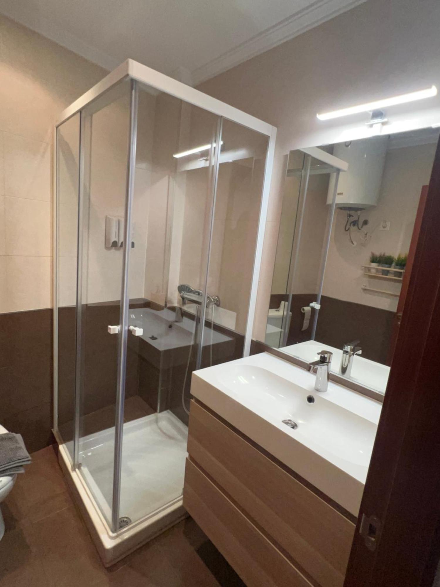 Апартаменти A Estrenar ,Con Vistas Al Mar Y Aparcamiento Gratis En El Casco Viejo-Centro-Zona Portuaria Віго Екстер'єр фото